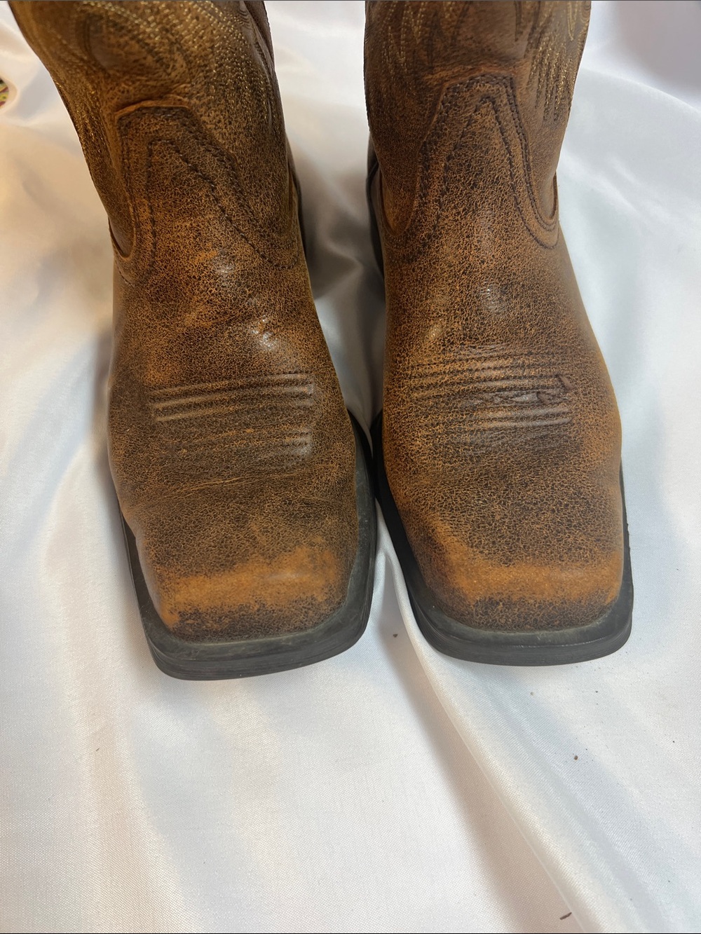 Ariat Brown Distressed Leather Cowboy Boots - Picture 2 of 10